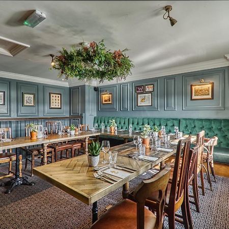 The Wellington Arms - Basingstoke-Reading Hotel Heckfield ภายนอก รูปภาพ