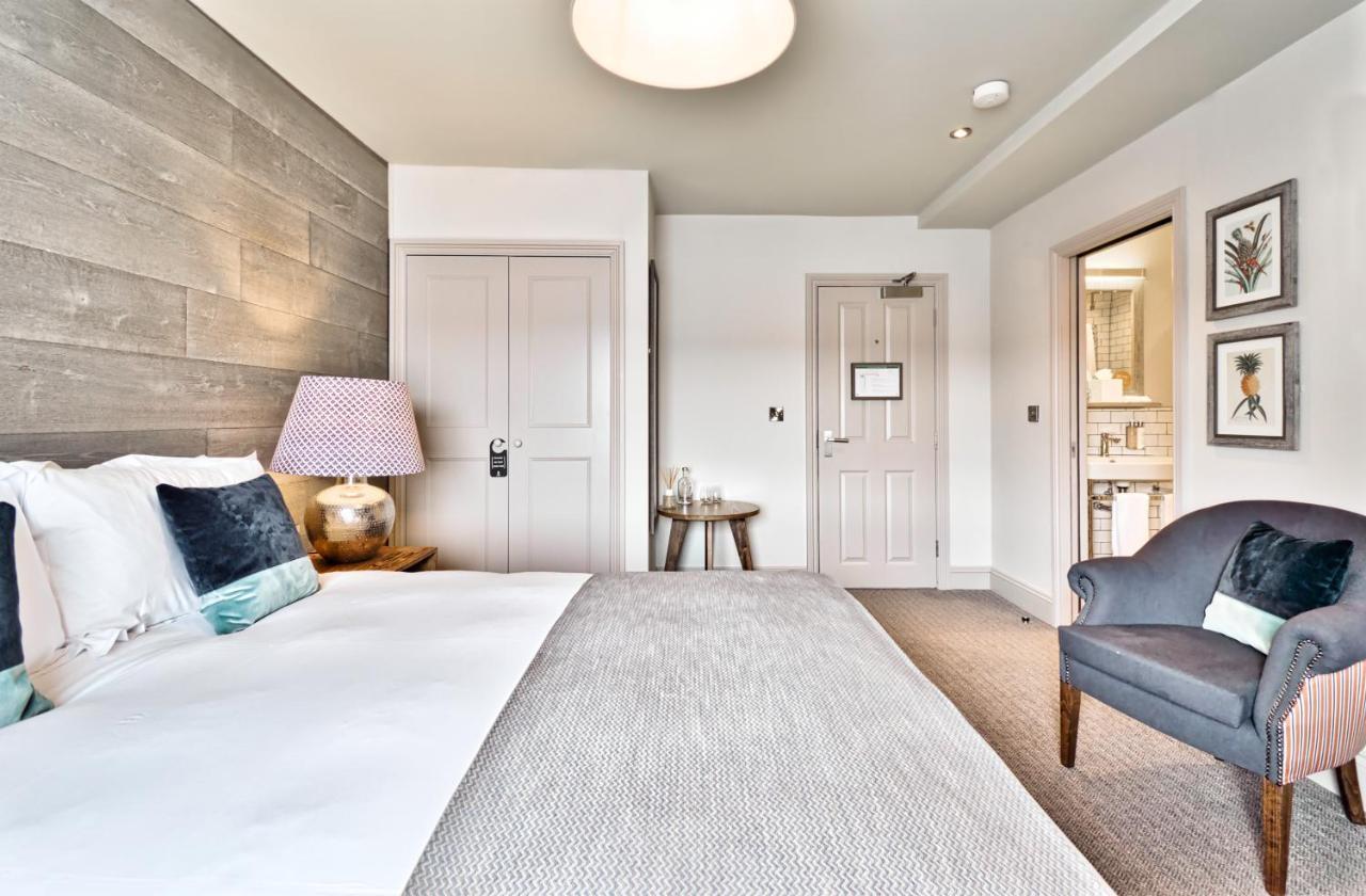 The Wellington Arms - Basingstoke-Reading Hotel Heckfield ภายนอก รูปภาพ