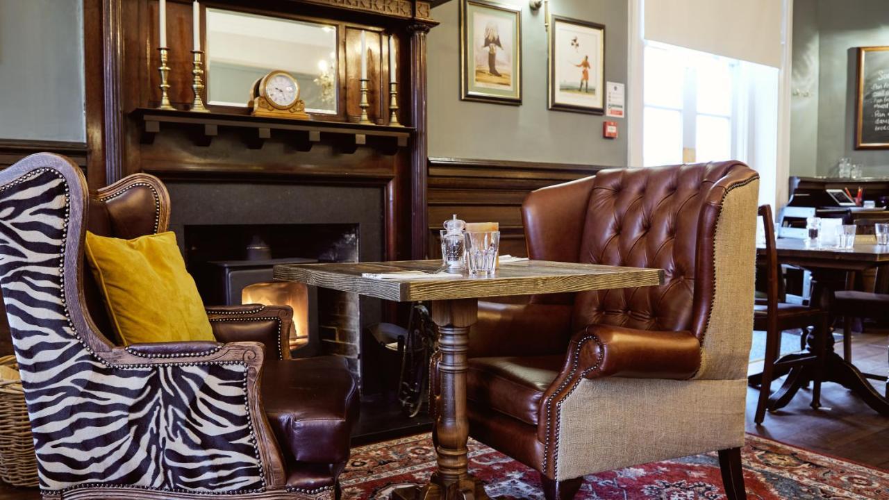 The Wellington Arms - Basingstoke-Reading Hotel Heckfield ภายนอก รูปภาพ