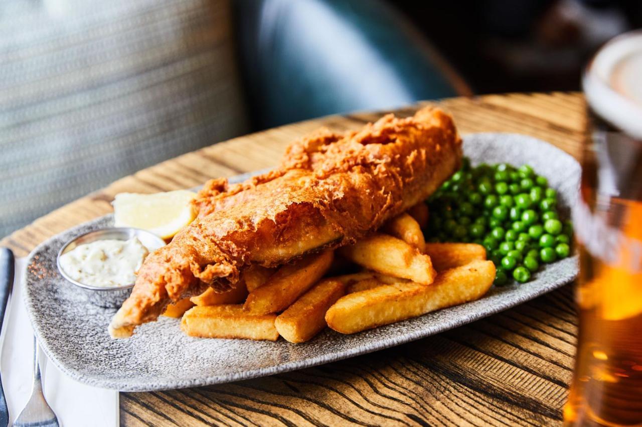 The Wellington Arms - Basingstoke-Reading Hotel Heckfield ภายนอก รูปภาพ
