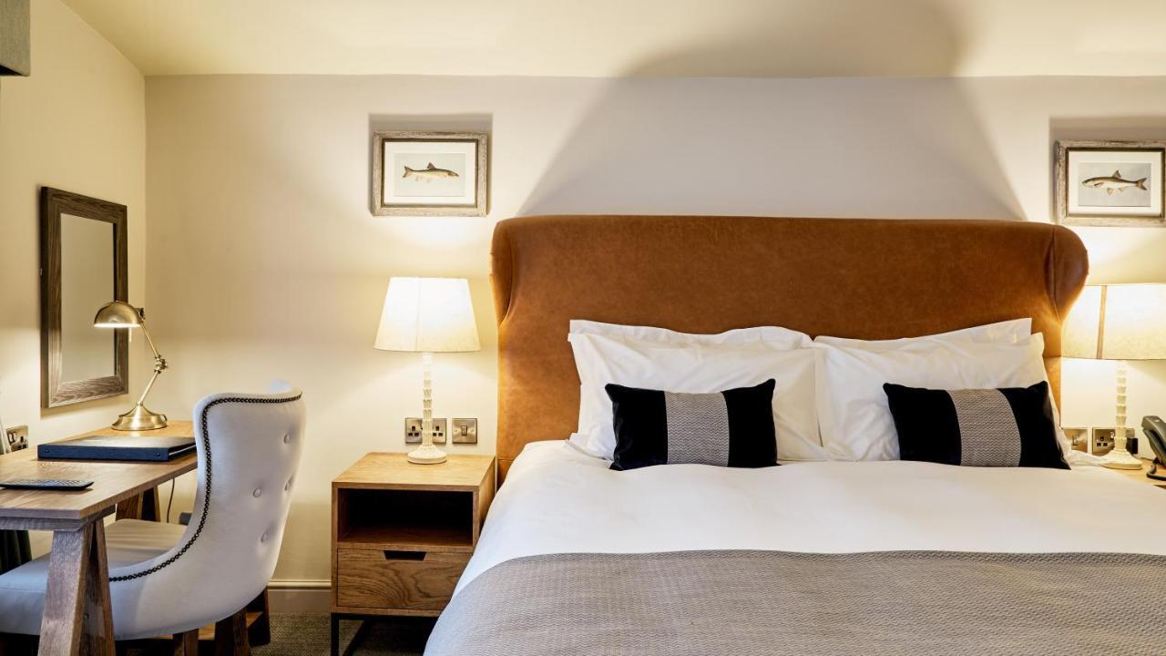 The Wellington Arms - Basingstoke-Reading Hotel Heckfield ภายนอก รูปภาพ