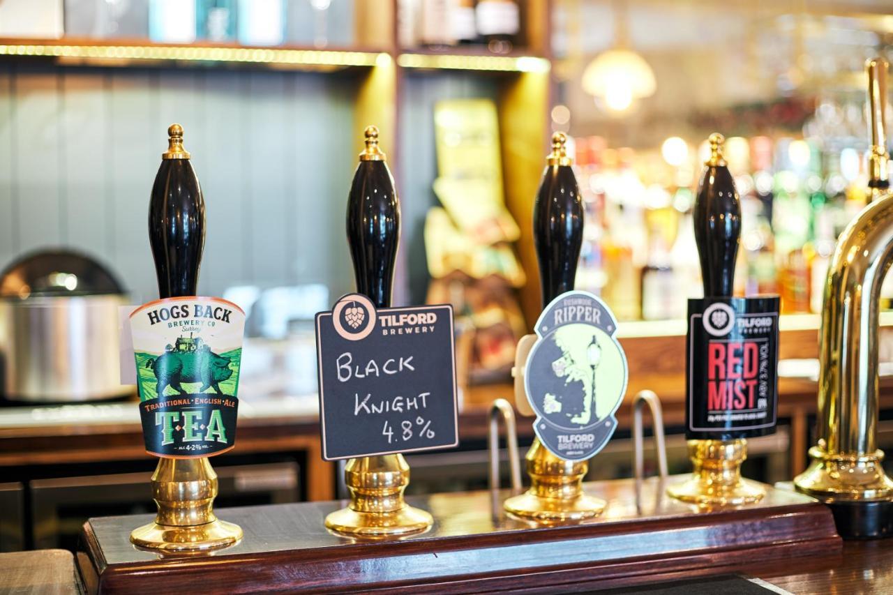 The Wellington Arms - Basingstoke-Reading Hotel Heckfield ภายนอก รูปภาพ