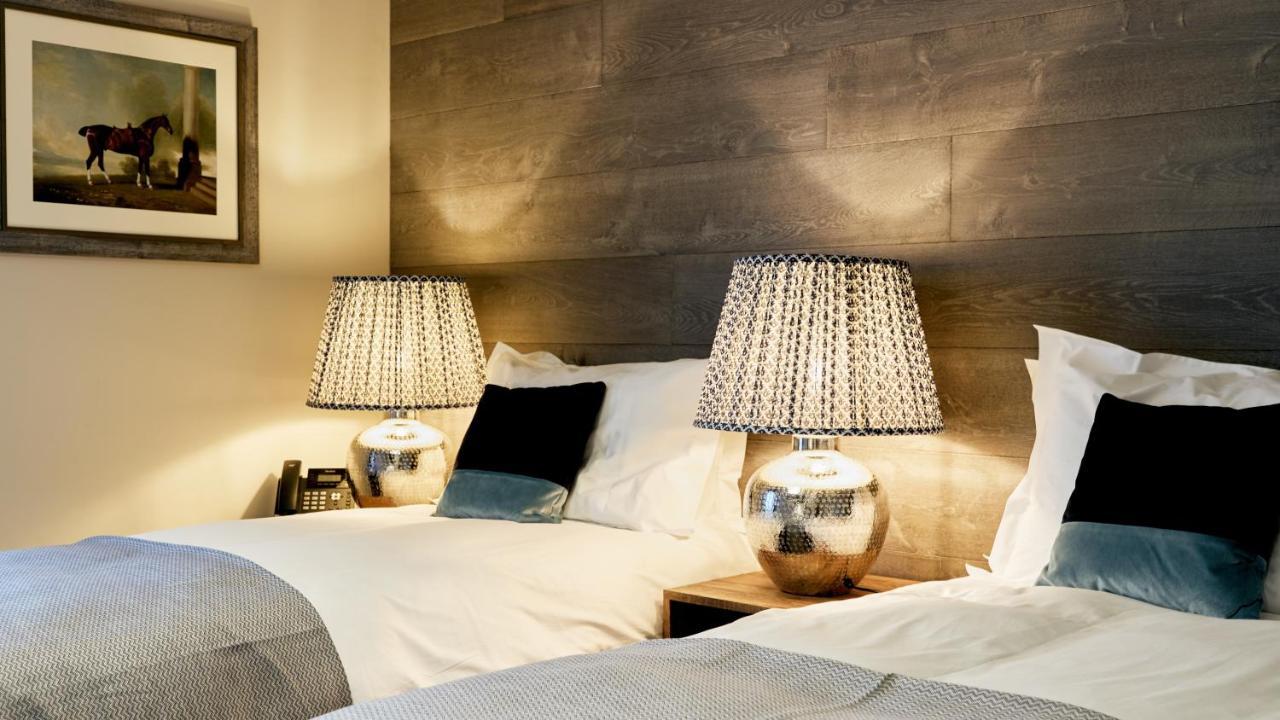 The Wellington Arms - Basingstoke-Reading Hotel Heckfield ภายนอก รูปภาพ